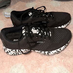 Revel 4 animal print shoes